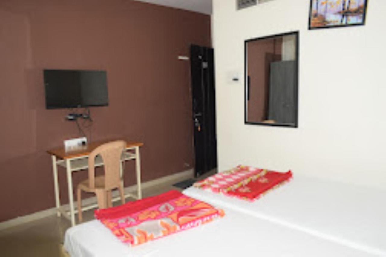 Hotel Vaibhav,Akola 외부 사진